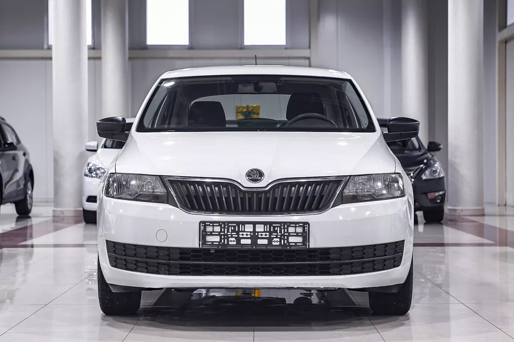 Купить Rapid с пробегом